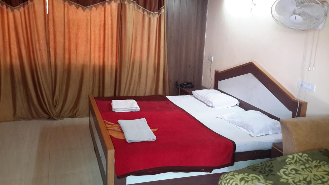 Royal View Hotell Shimla Eksteriør bilde